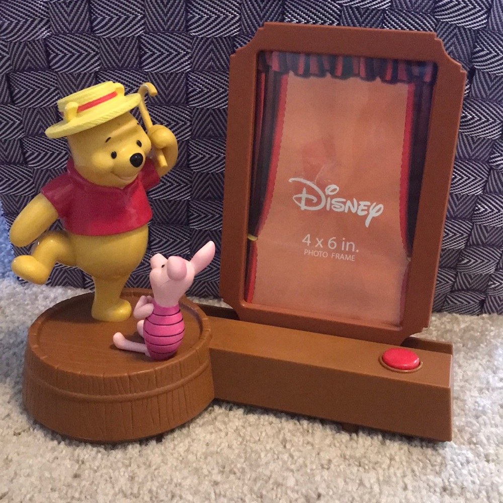Pooh N Piglet Talking Animated Picture Frame